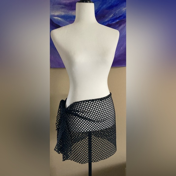 Mesh Wrap Sarong - Picture 4 of 6
